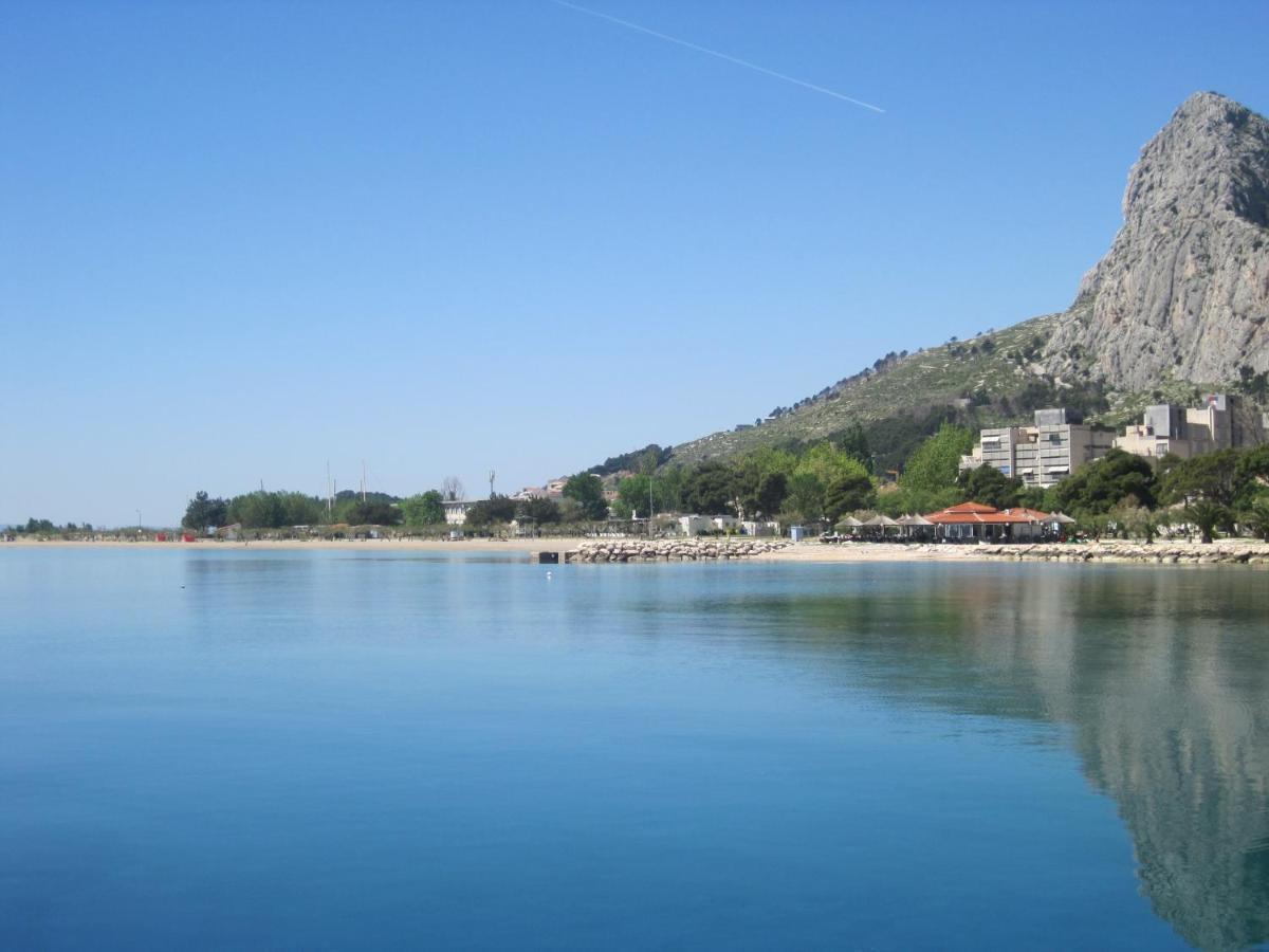 Pikolo Apartments Omis Tice Exteriör bild