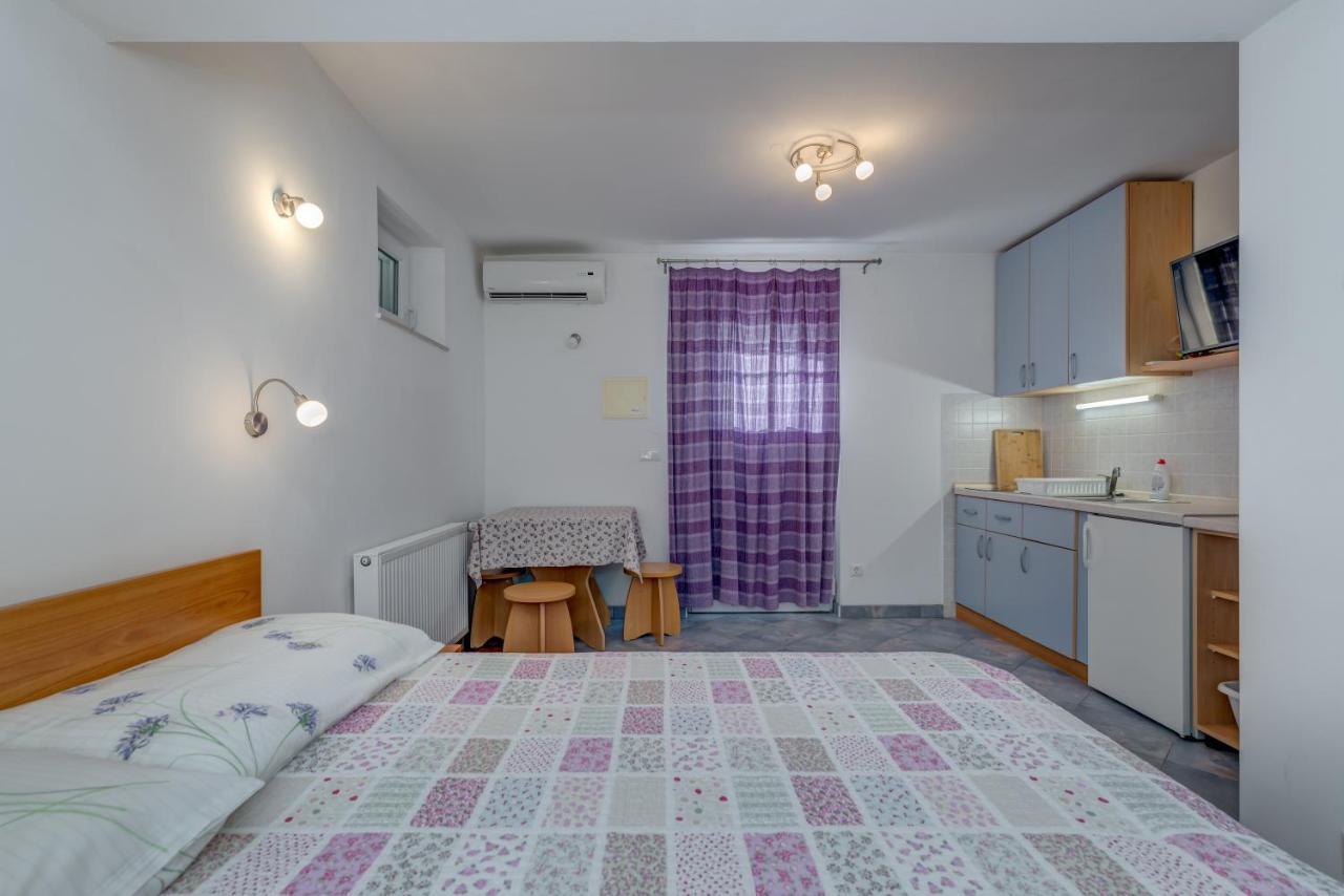 Pikolo Apartments Omis Tice Exteriör bild